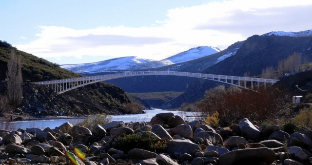 Construcción Puente pasarela Butalón Norte 