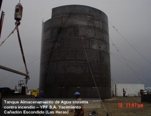 Construcción de tanque de almacenamiento de agua para red contra incendio de 600m3 realizado por EM S.R.L. para YPF